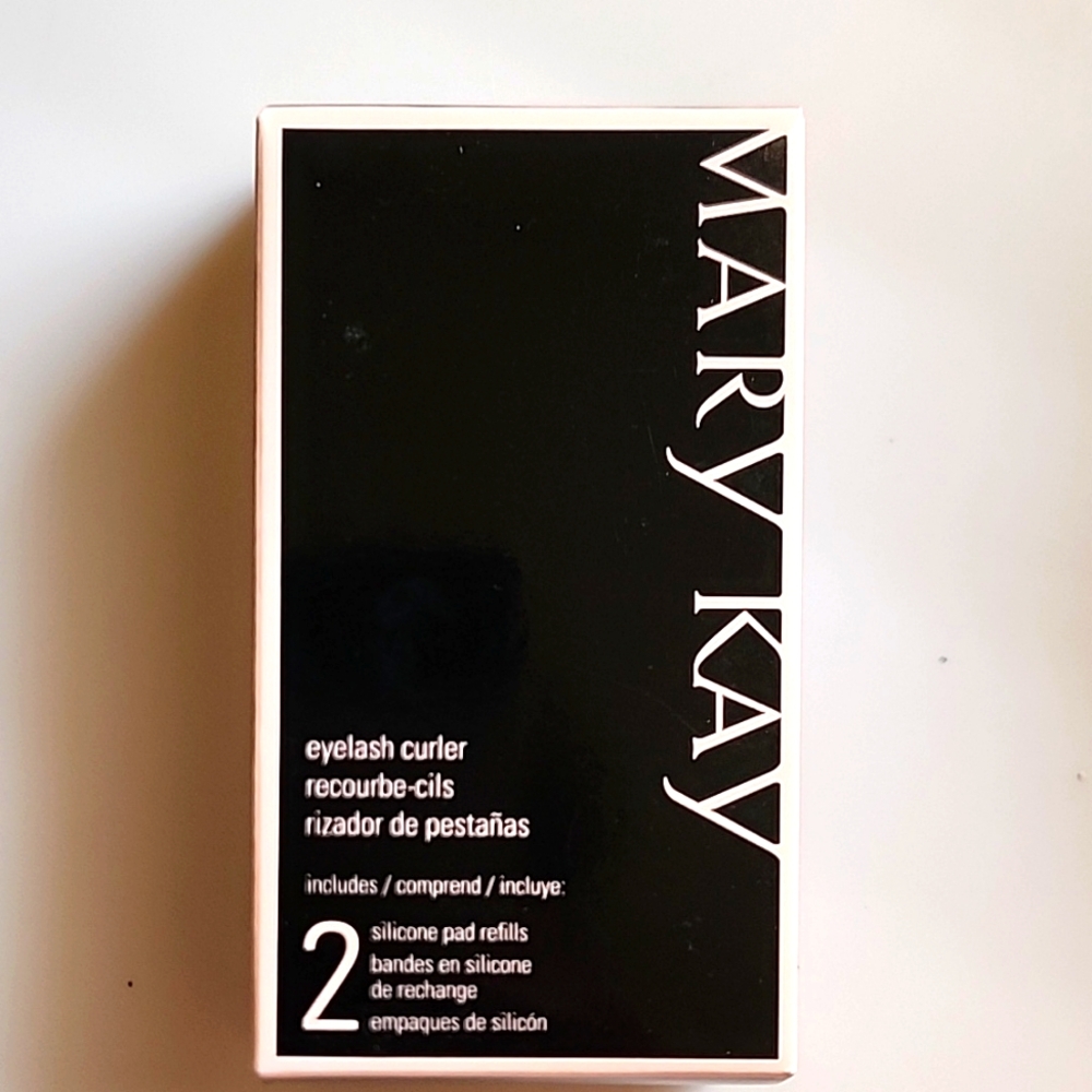 Mary Kay Eyelash Curler - NEW!